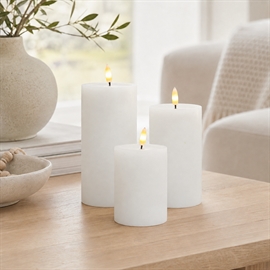 3-Pak LED Bloklys Ø: 7,5 x H: 10, 12,5 og 15 cm Rustikt Vokslys med Resin, Whisper White